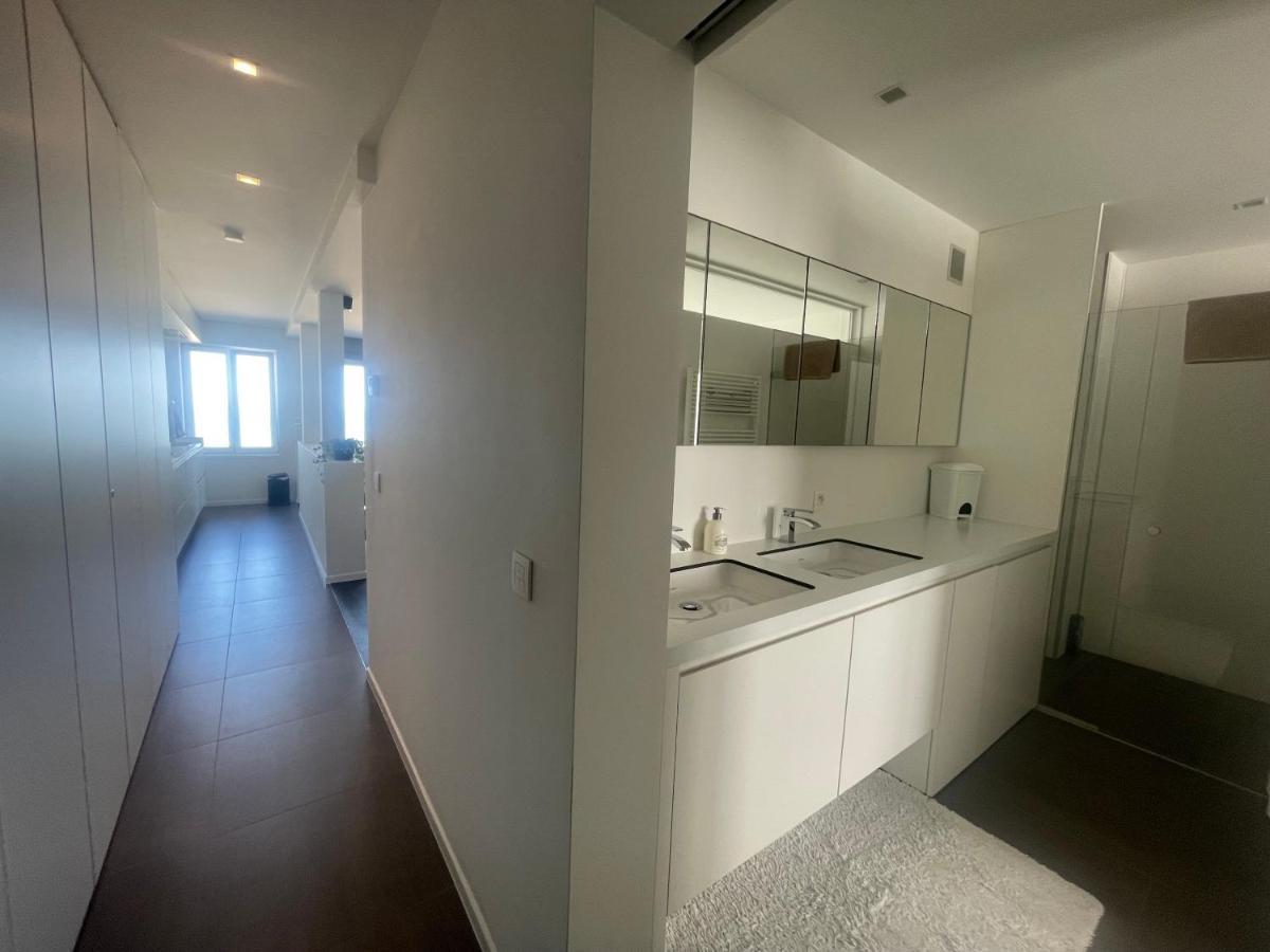 Luxe App - Zeedijk Mariakerke - Prachtig Zeezicht Apartment Остенде Екстериор снимка